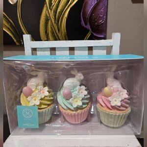 Martha Stewart Easter Bunny Cupcakes